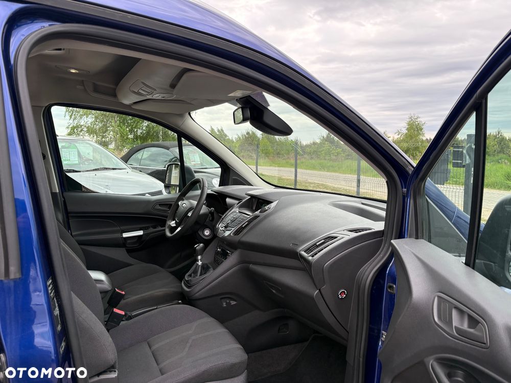 Ford Tourneo Connect Grand - 12