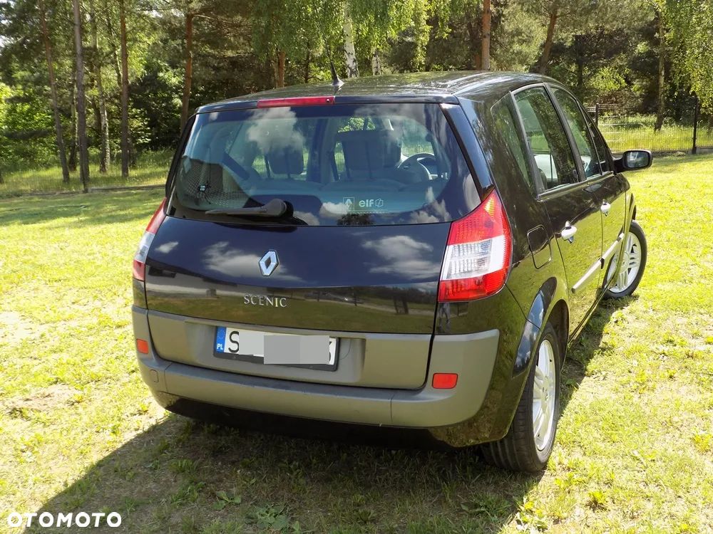 Renault Scenic 1.6 16V Luxe Privilege - 5