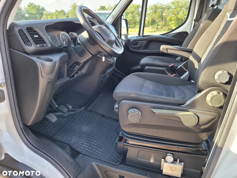 Iveco Daily Autolaweta 3.0 180hp, najazd, 2020r. Polski salon - 11