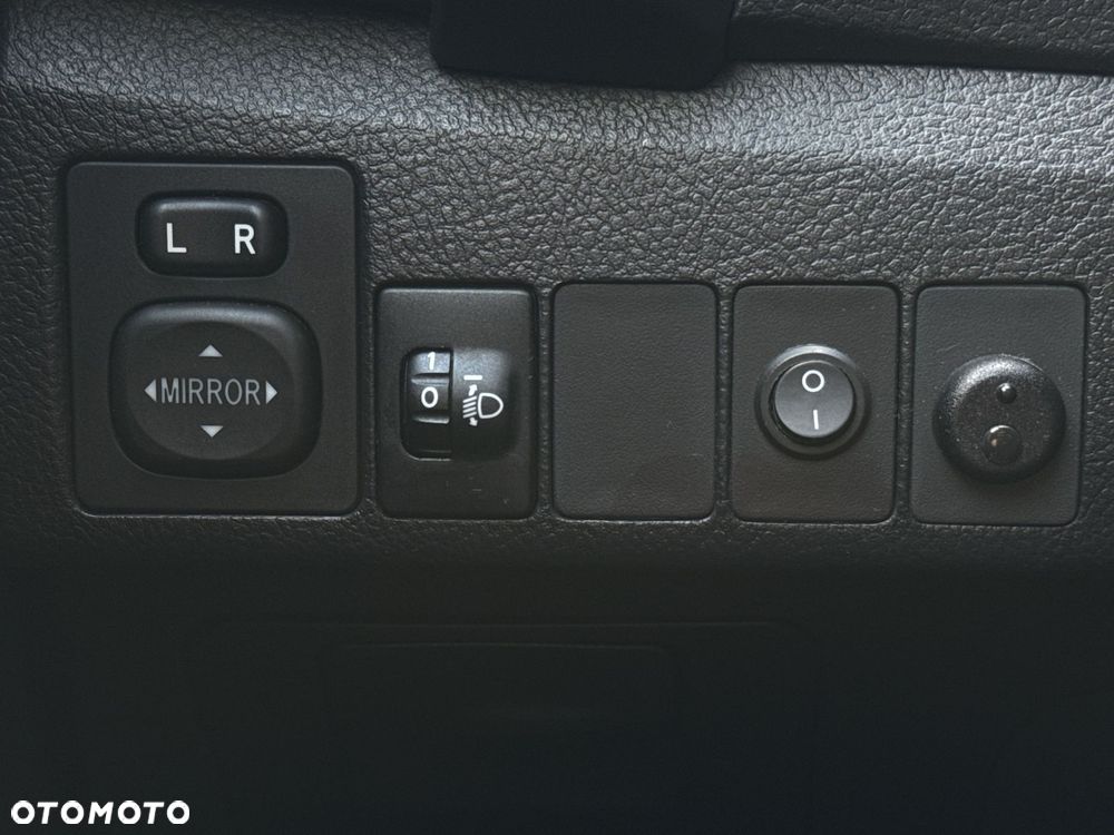 Toyota Auris - 22