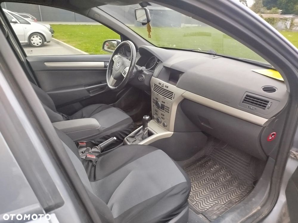 Opel Astra 1.6 Enjoy - 4