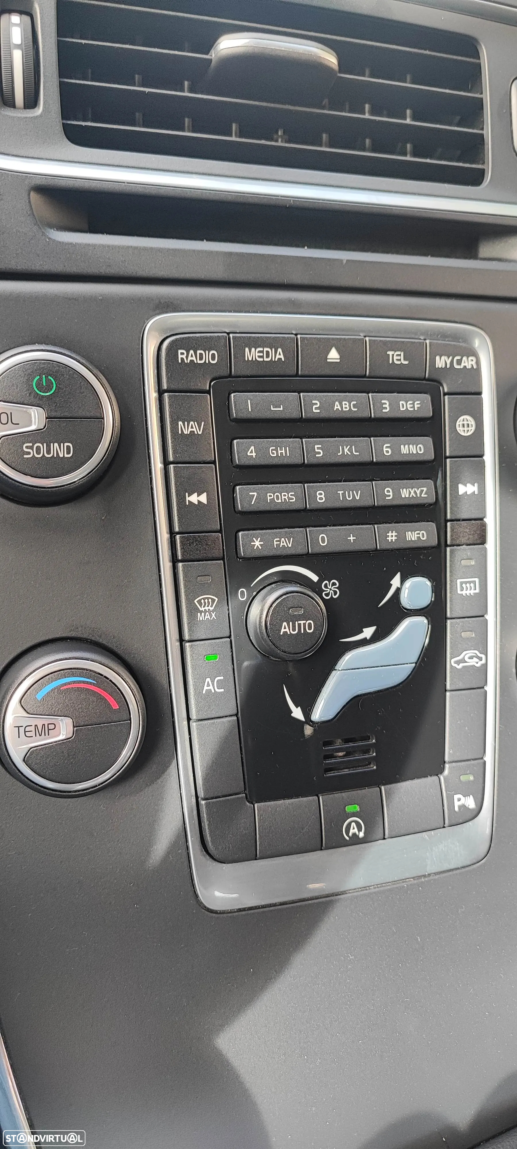 Volvo V60 2.0 D2 Kinetic - 22
