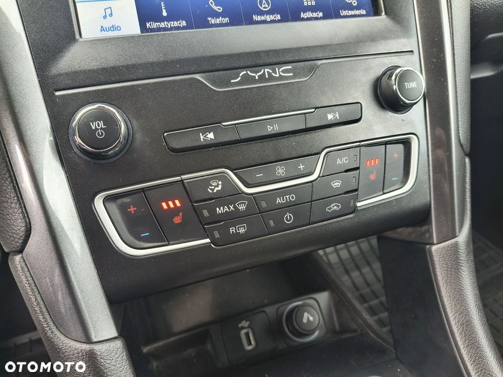 Ford Mondeo - 19