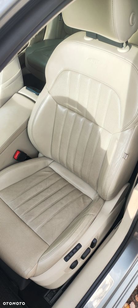 Skoda Superb 2.0 TDI L&K DSG - 21