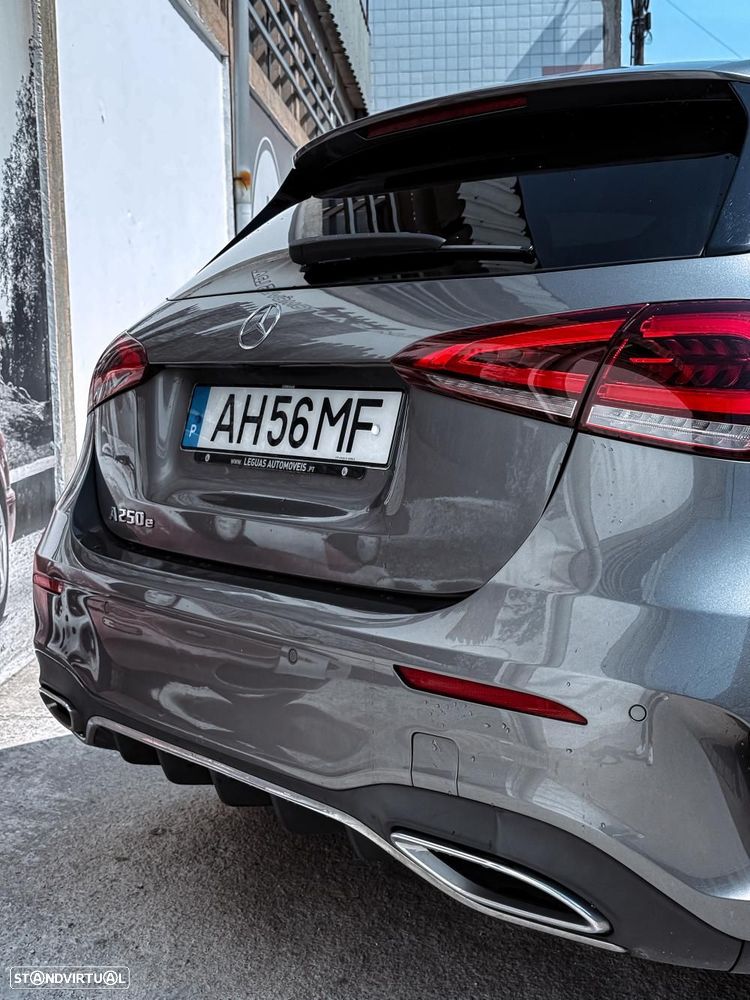Mercedes-Benz A 250 e AMG Line - 17