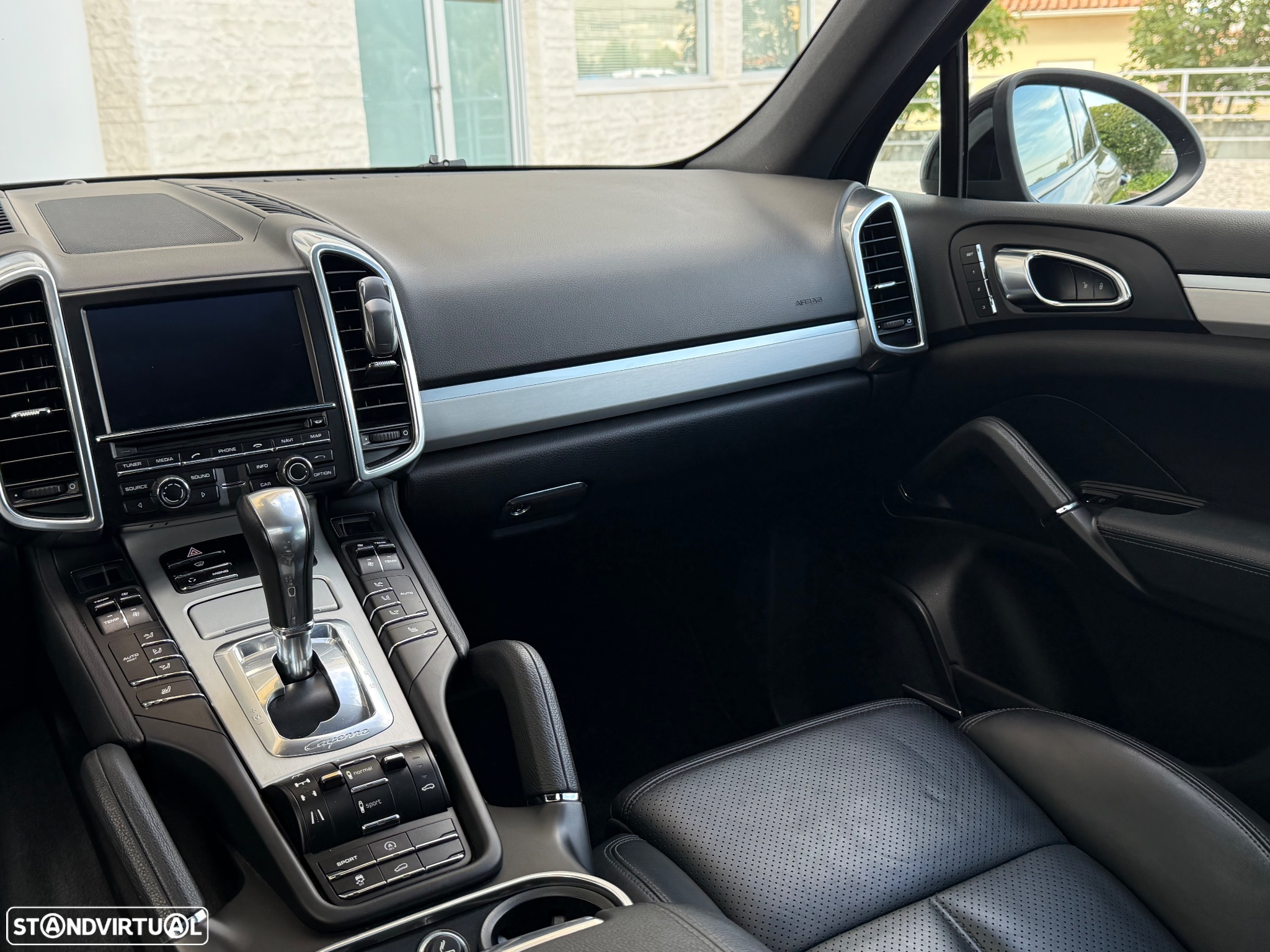 Porsche Cayenne II Platinum Edition - 23