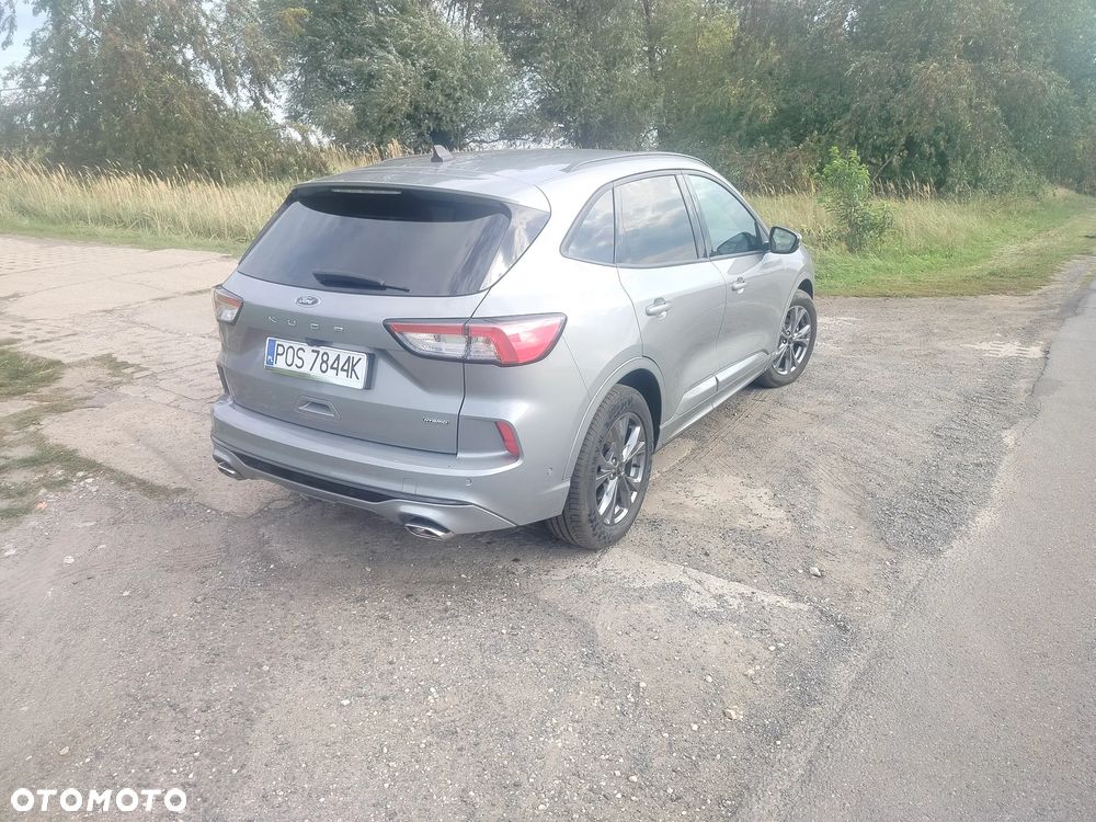 Ford Kuga 2.5 Duratec FHEV ST-LINE - 11