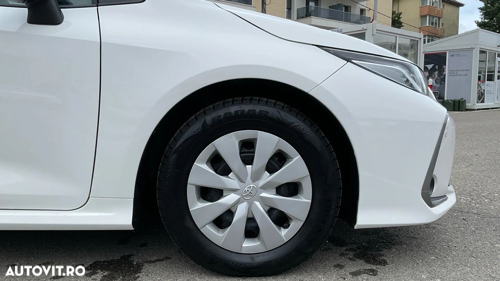Toyota Corolla 1.8 HSD Business - 15