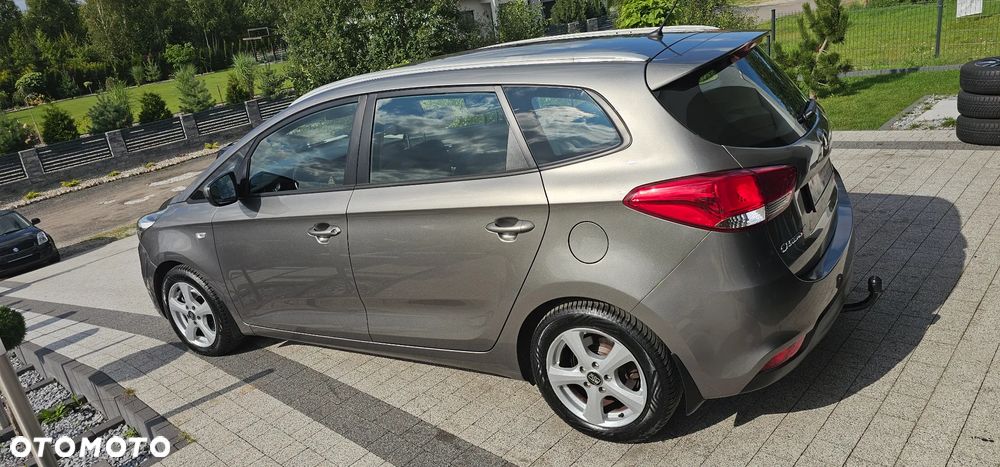 Kia Carens 1.6 GDI L 7os EU6 - 6