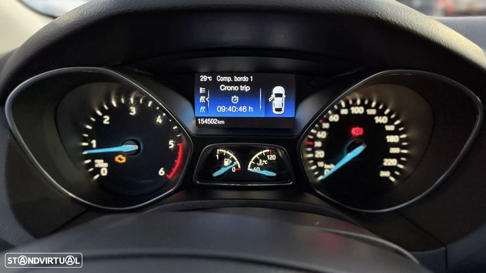 Ford Focus SW 1.5 TDCi Titanium ECOnetic - 23