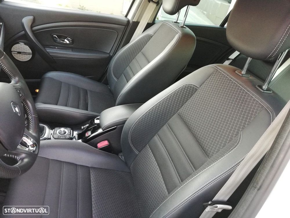 Renault Mégane 1.5 dCi Bose Edition SS - 25