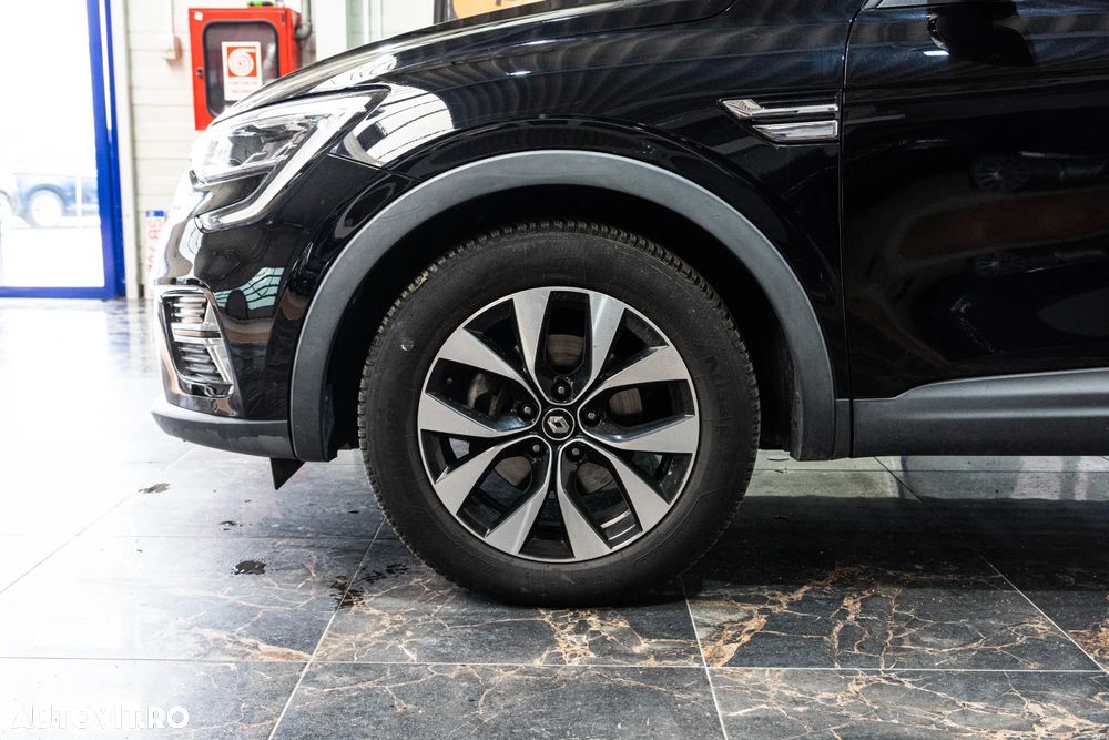 Renault Arkana E-TECH 145 Evolution - 9
