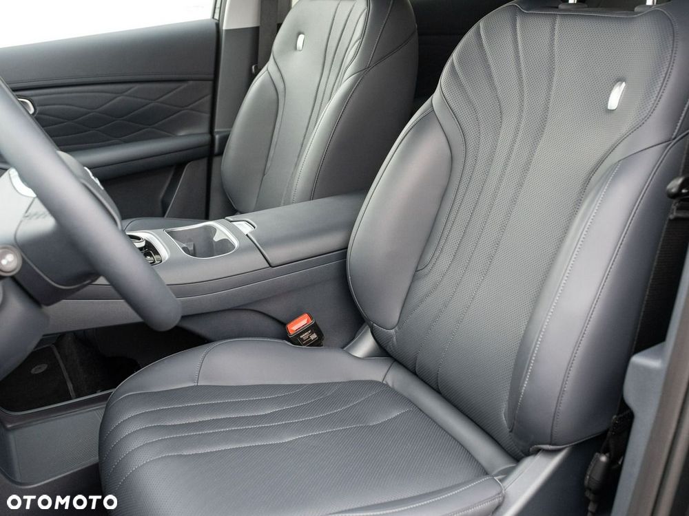 Geely Starray EM-i 1.5 PHEV Pro - 12