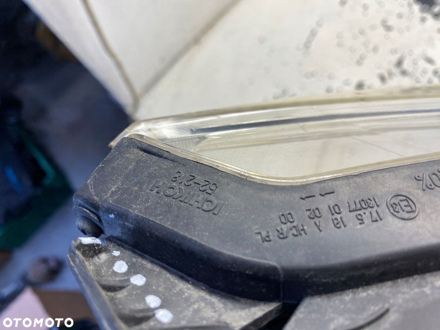 TOYOTA VERSO S LAMPA LEWY PRZÓD - 14
