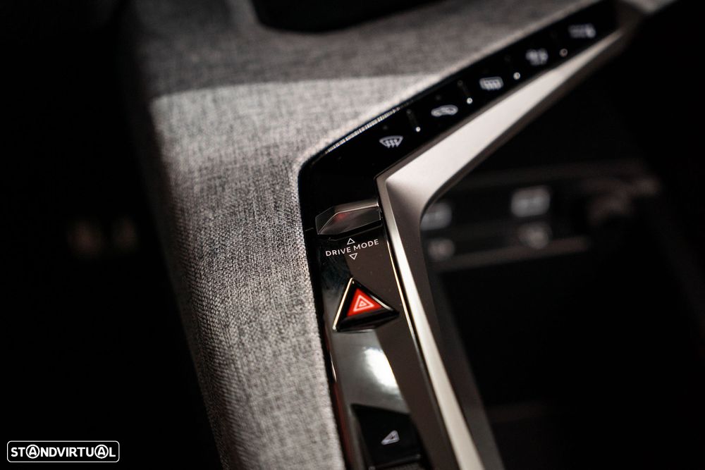 Peugeot 3008 1.2 Hybrid GT e-DCS6 - 20