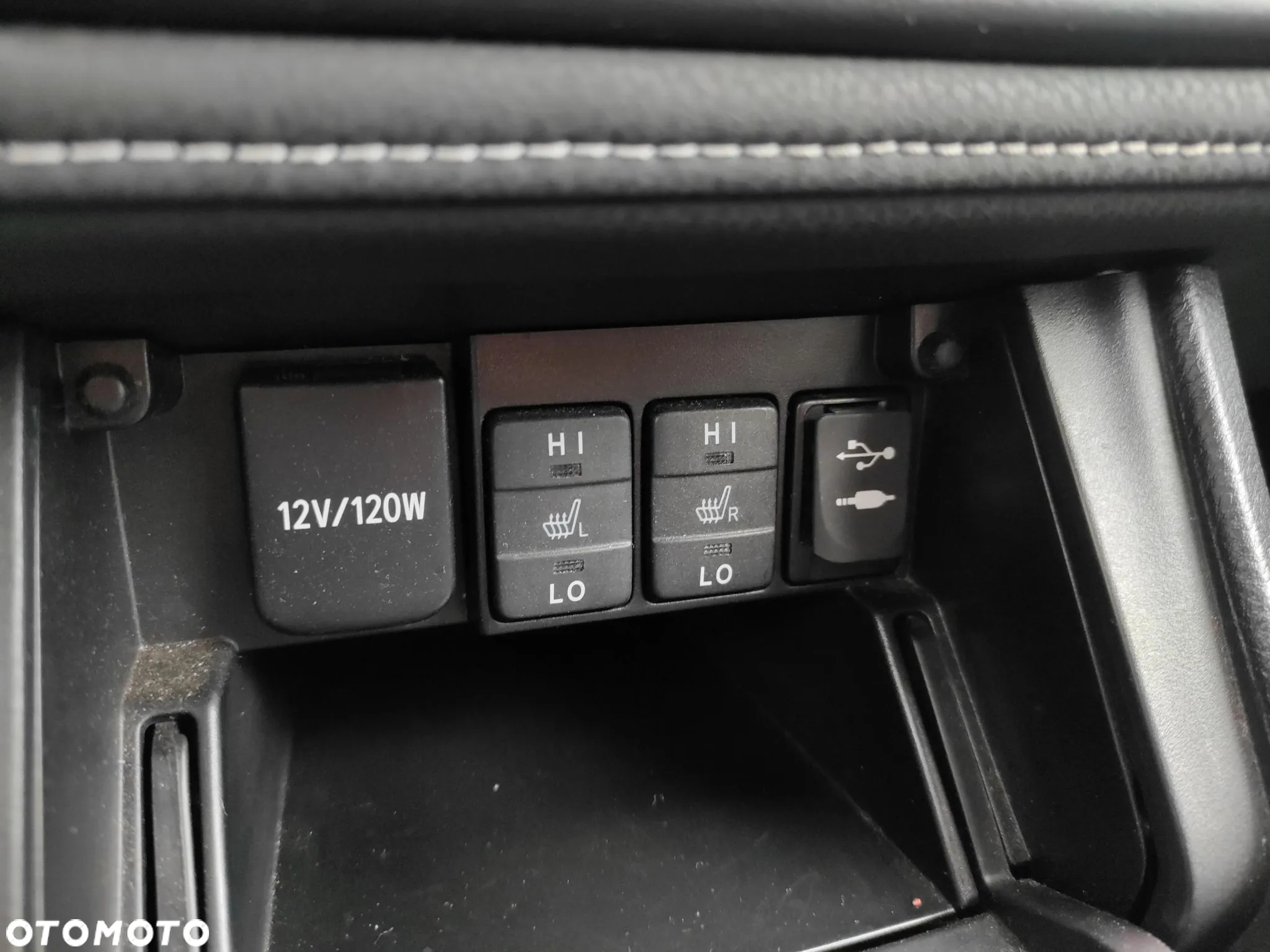 Toyota Corolla 1.6 Comfort - 22