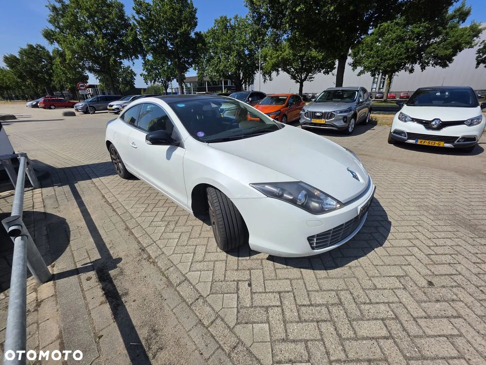 Renault Laguna - 1