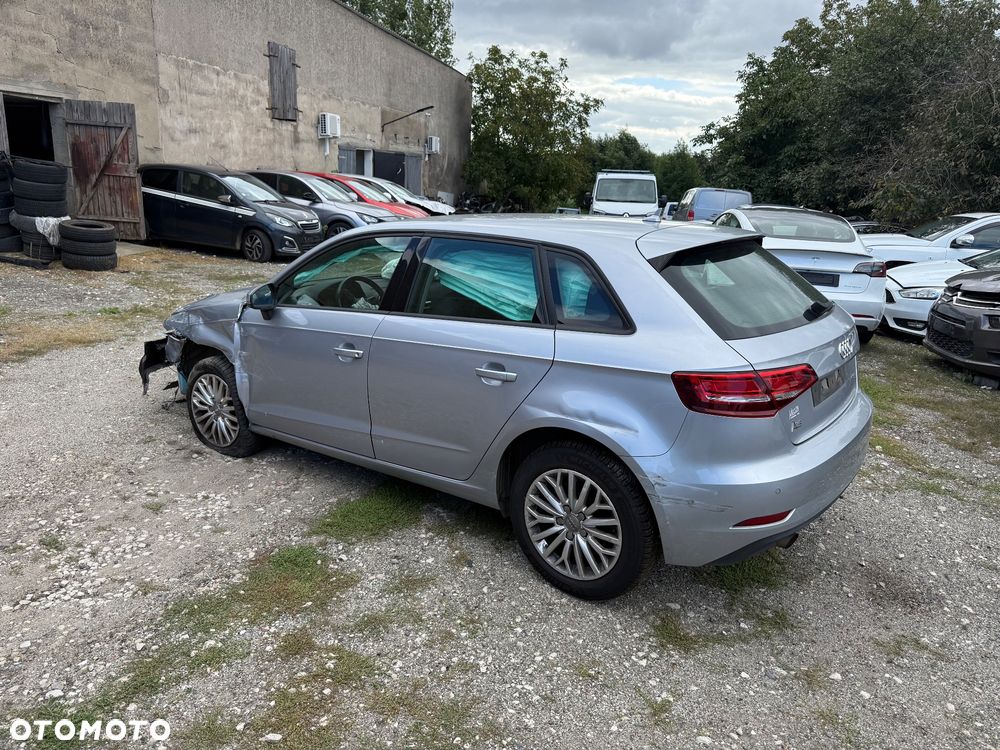 Audi A3 Sportback - 11