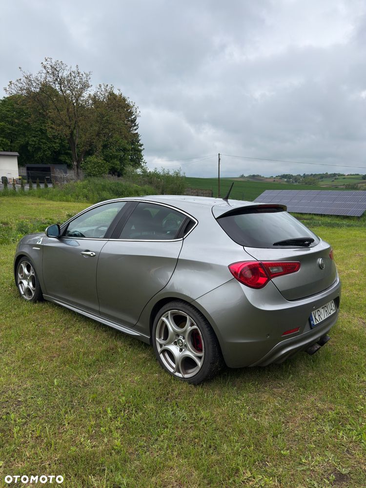 Alfa Romeo Giulietta 1.8 TBi 16V Quadrifoglio Verde - 3