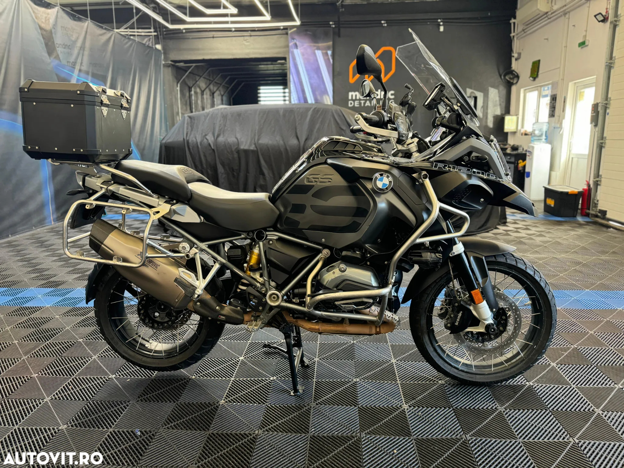 BMW R 1200GS LC Adventure Triple Black - 7