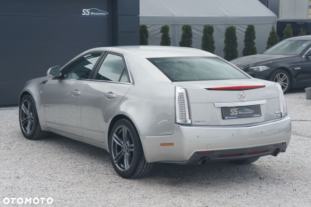 Cadillac CTS - 6