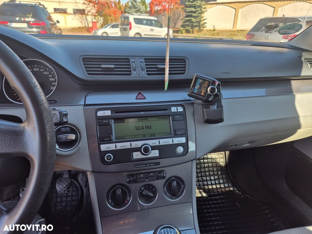 Volkswagen Passat - 10