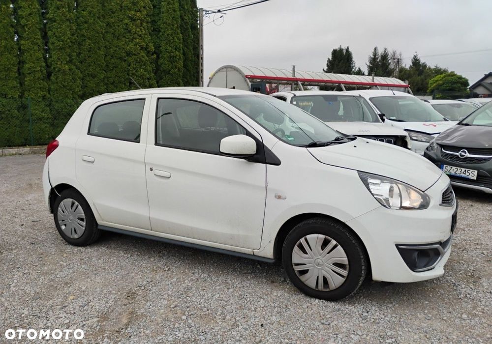 Mitsubishi Space Star - 20