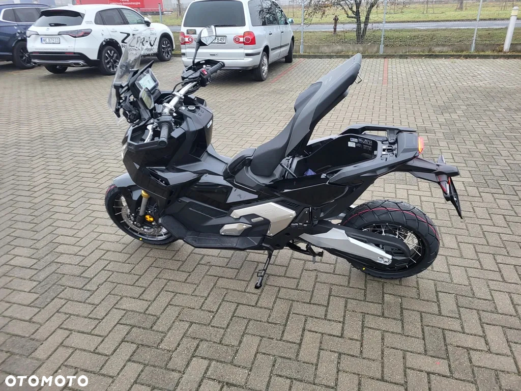 Honda X-ADV - 12