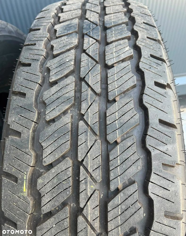 Opony Bridgestone Dueler  A/T 255/70 R18 113T M+S - komplet - 3