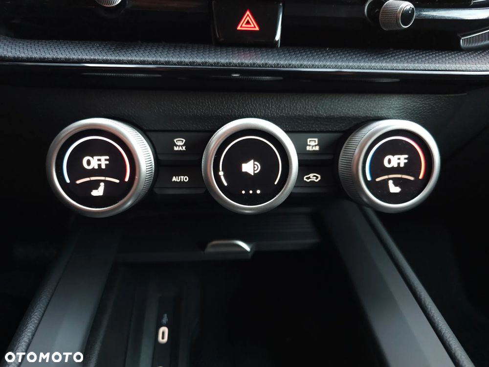 Skoda Superb 2.0 TDI SCR Essence DSG - 20