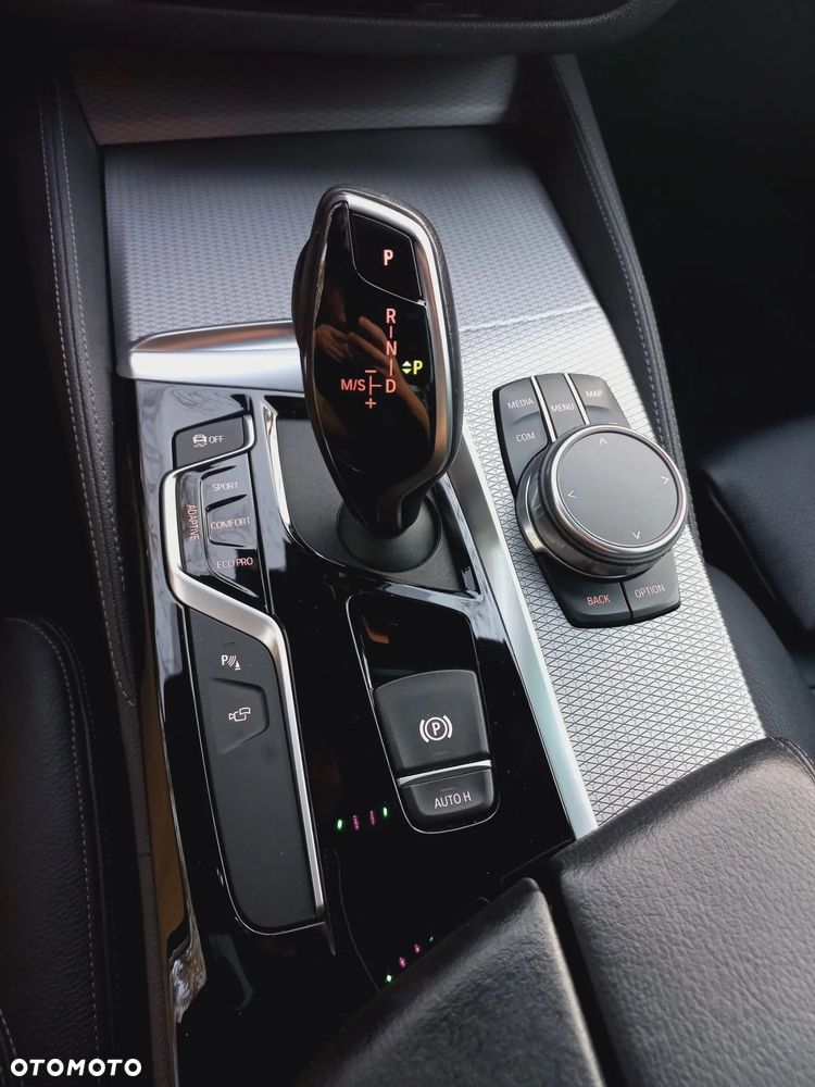 BMW Seria 5 520d M Sport Edition - 29