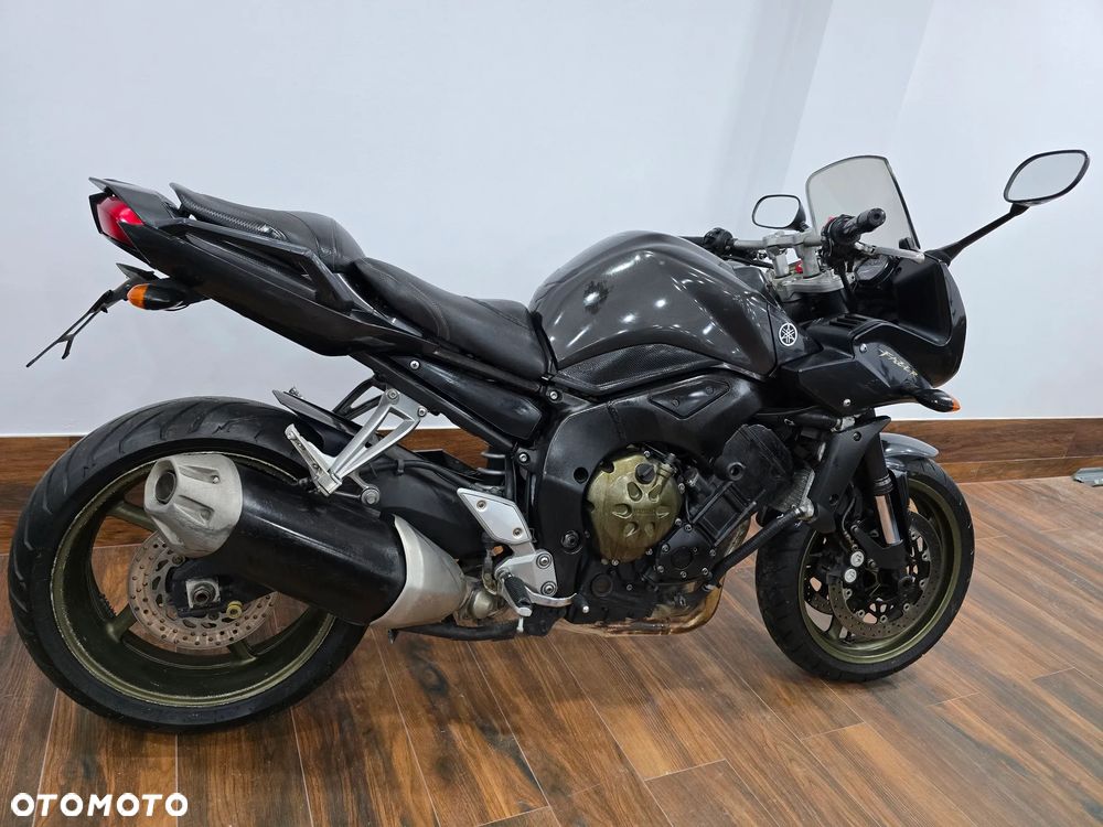 Yamaha FZ - 6