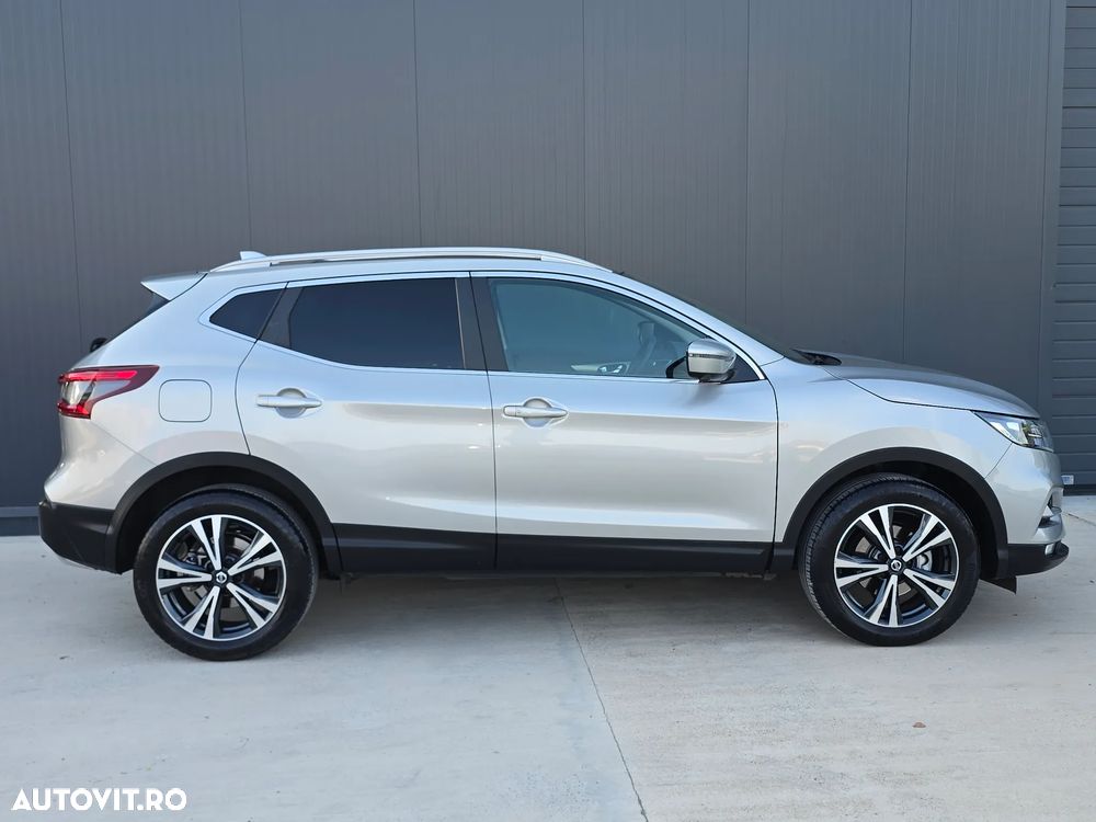 Nissan Qashqai 1.3 DIG-T N-CONNECTA - 14