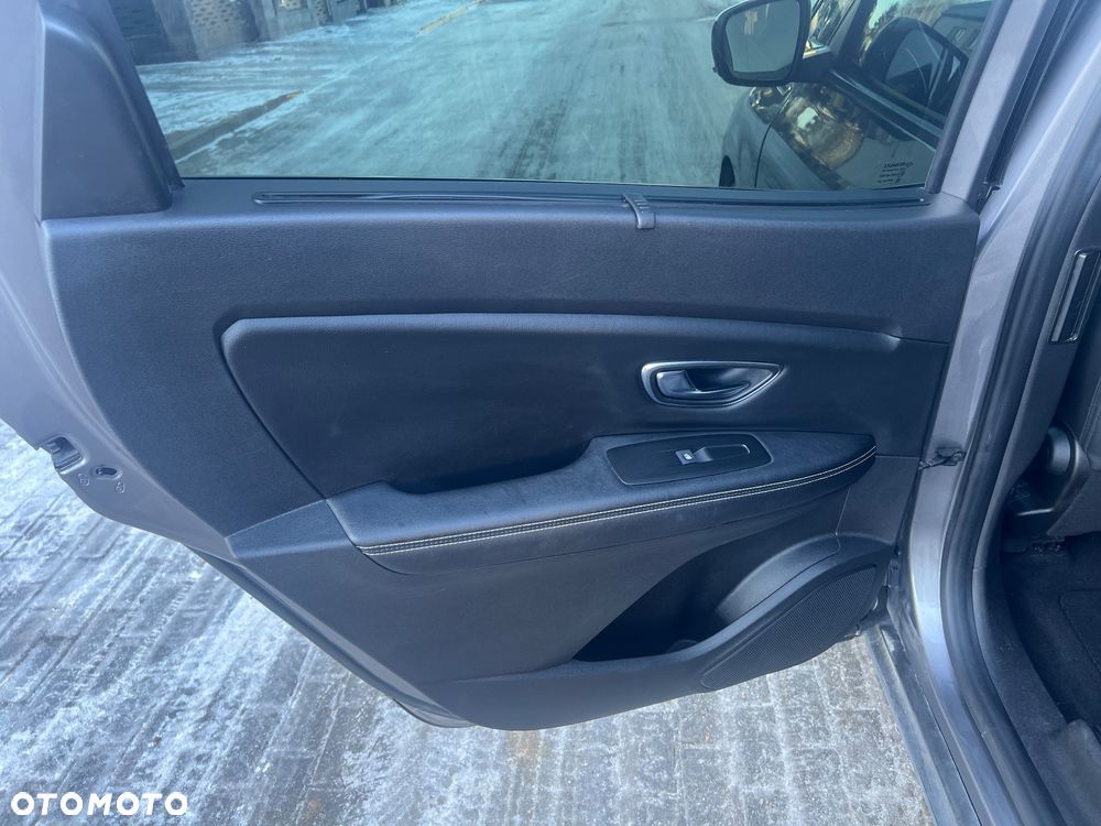 Renault Scenic Energy TCe 130 S&S Xmod Bose Edition - 14