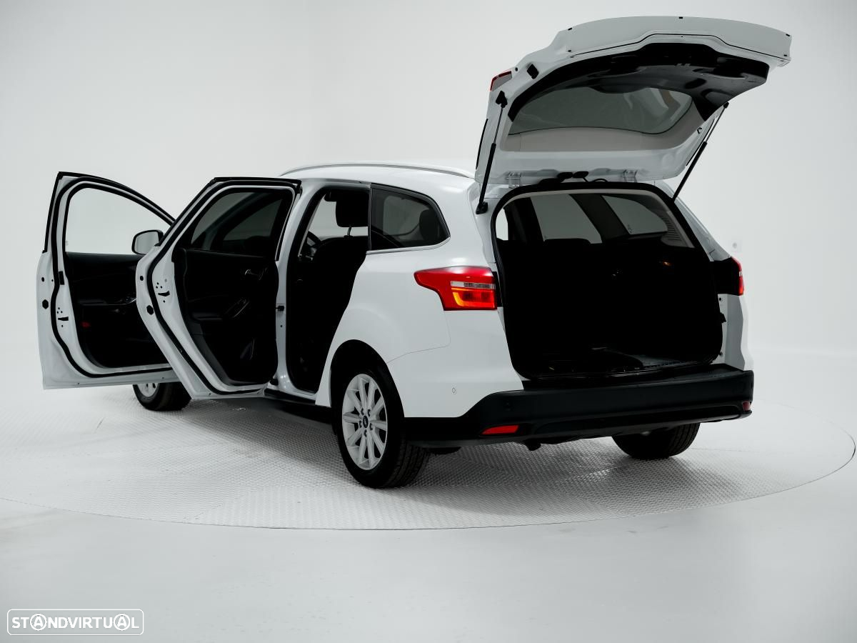 Ford Focus SW 1.5 TDCi Titanium - 4