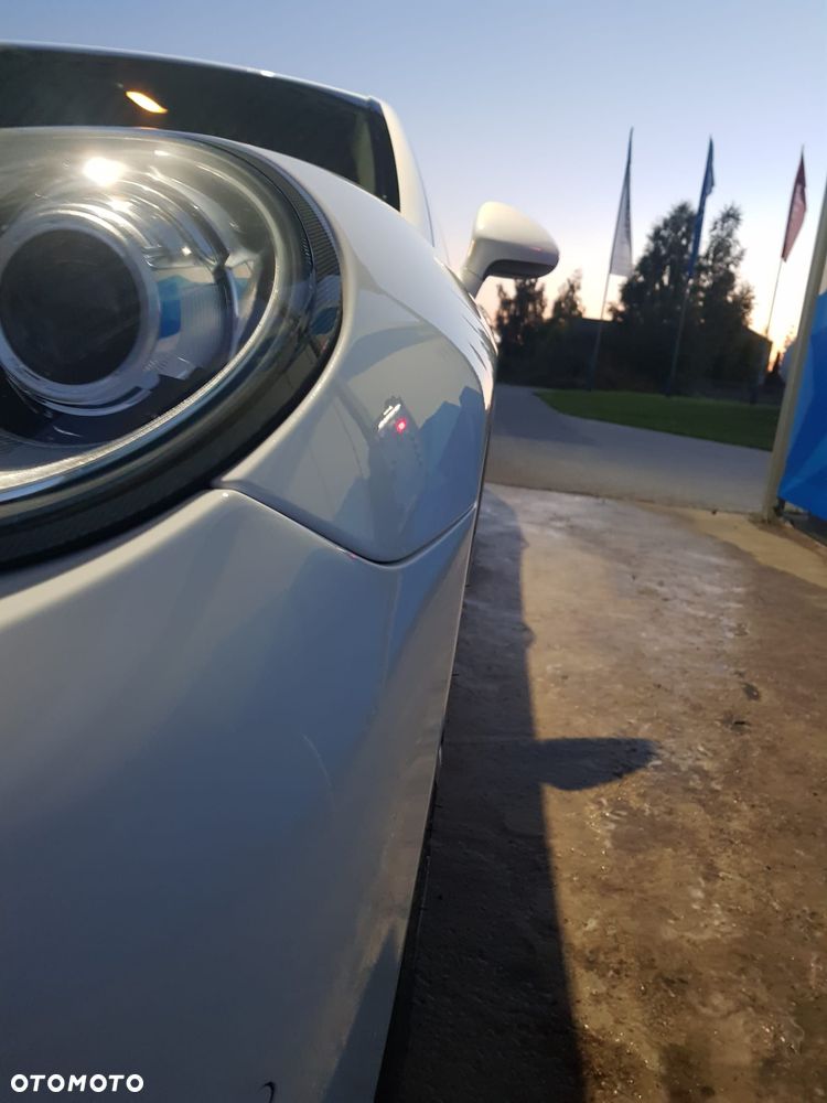 Porsche Panamera 4S - 37