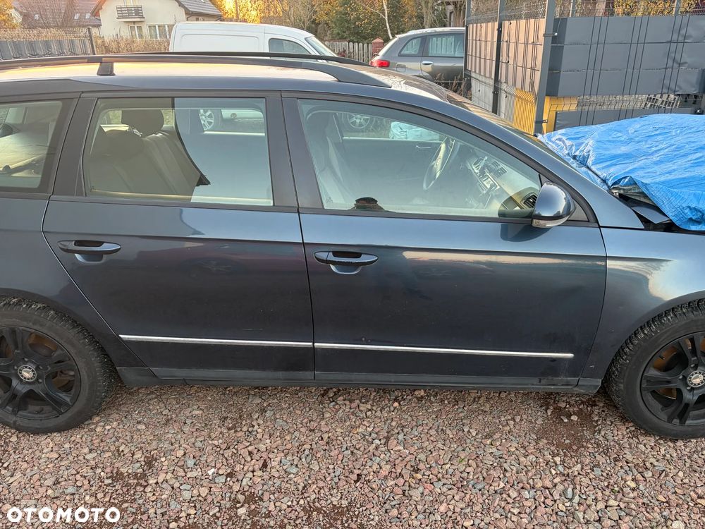 Volkswagen Passat 1.9 TDI Comfortline - 2