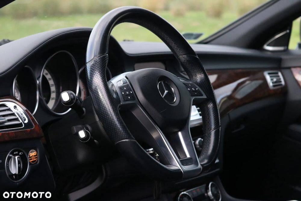 Mercedes-Benz CLS 350 CDI 4-Matic BlueEff - 6