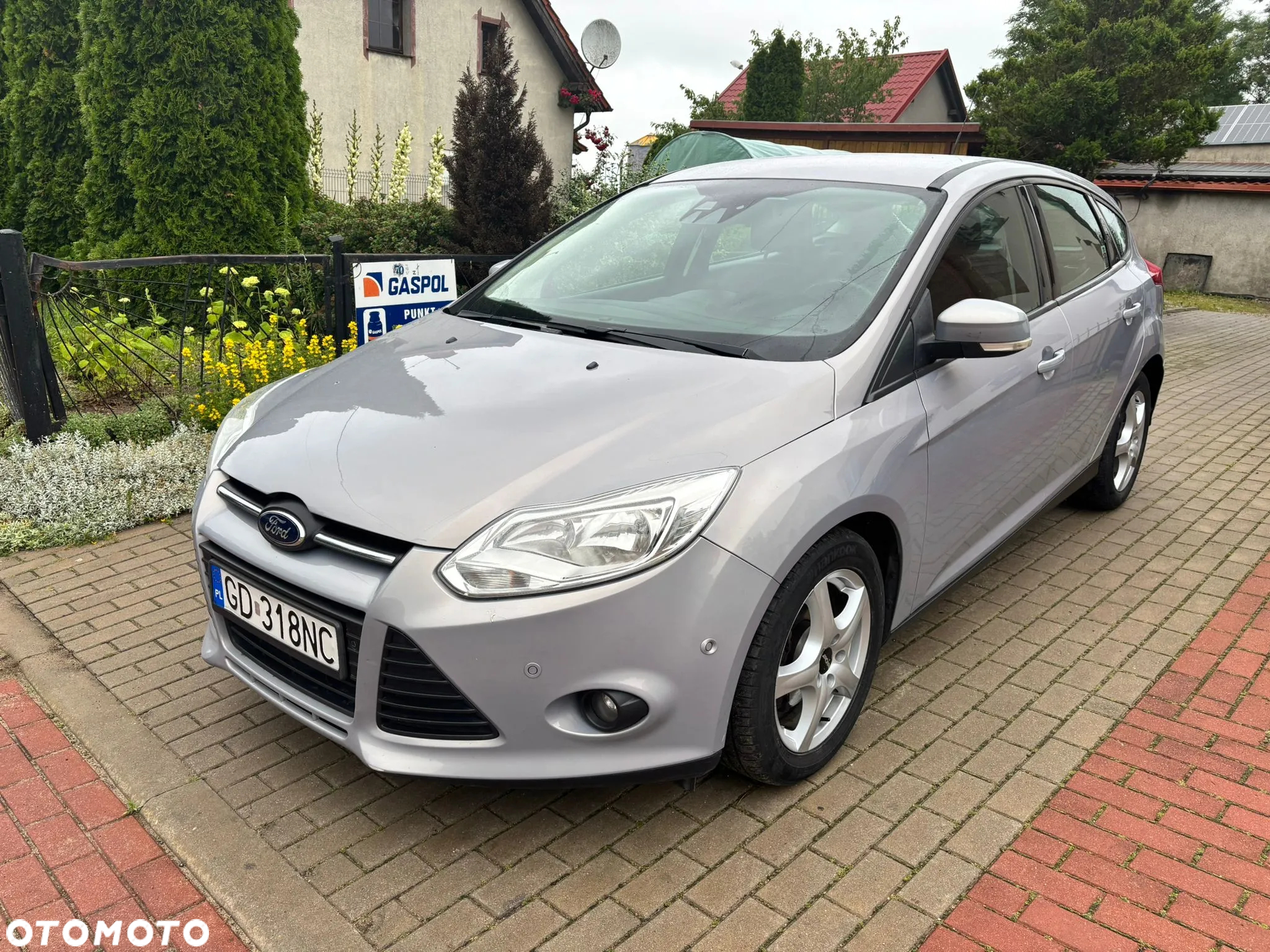 Ford Focus ver-1-0-ecoboost-gold-x-edition- - 6