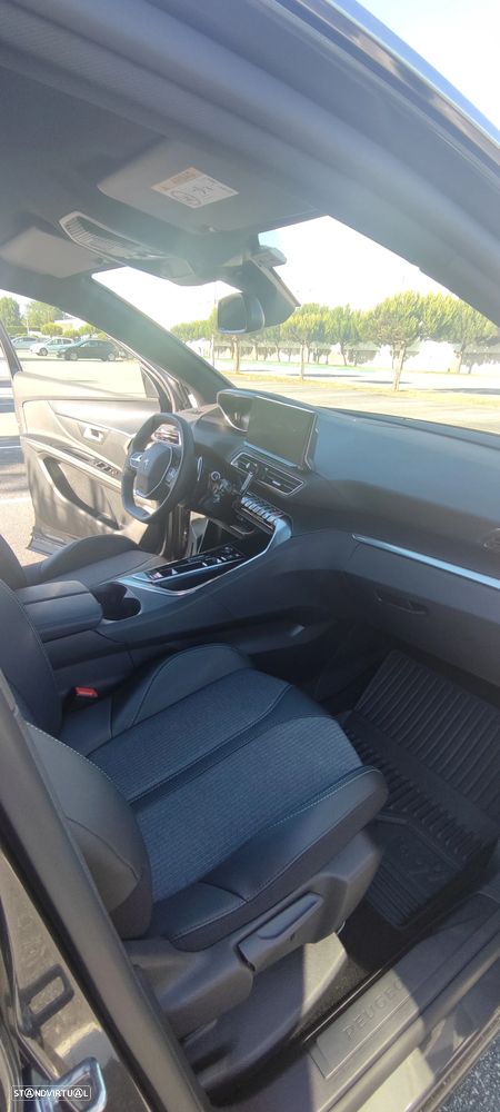 Peugeot 5008 1.5 BlueHDi Allure Pack EAT8 - 7