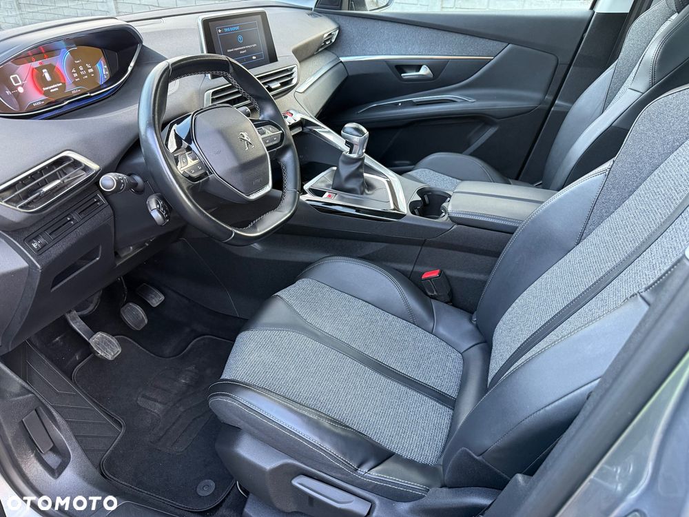 Peugeot 3008 - 26