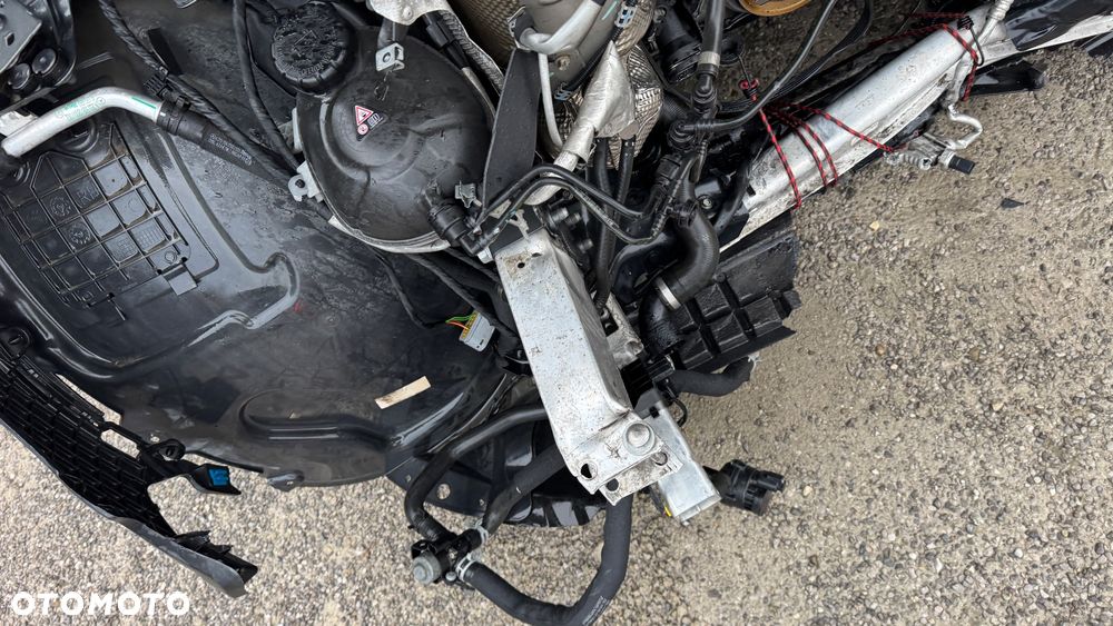 Mercedes-Benz GLC - 16