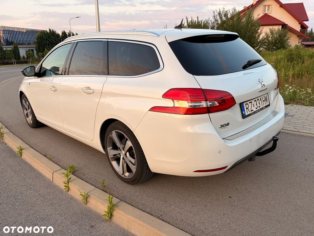 Peugeot 308 PureTech 130 GPF Stop & Start Allure - 5