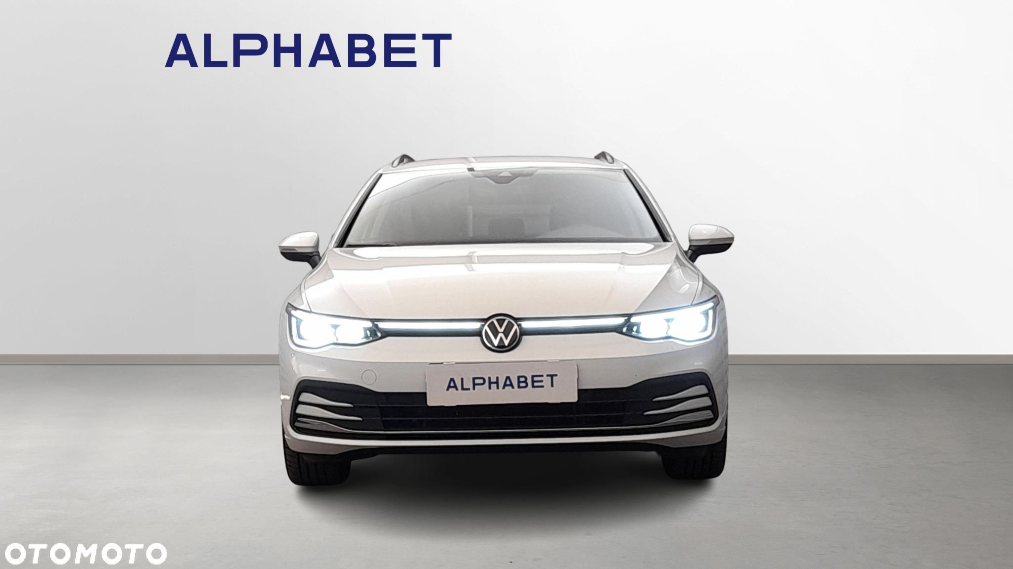 Volkswagen Golf VIII 2.0 TDI - 8