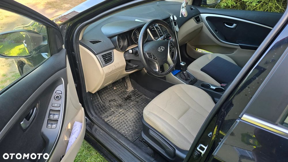 Hyundai i30 1.6 CRDi Comfort - 5