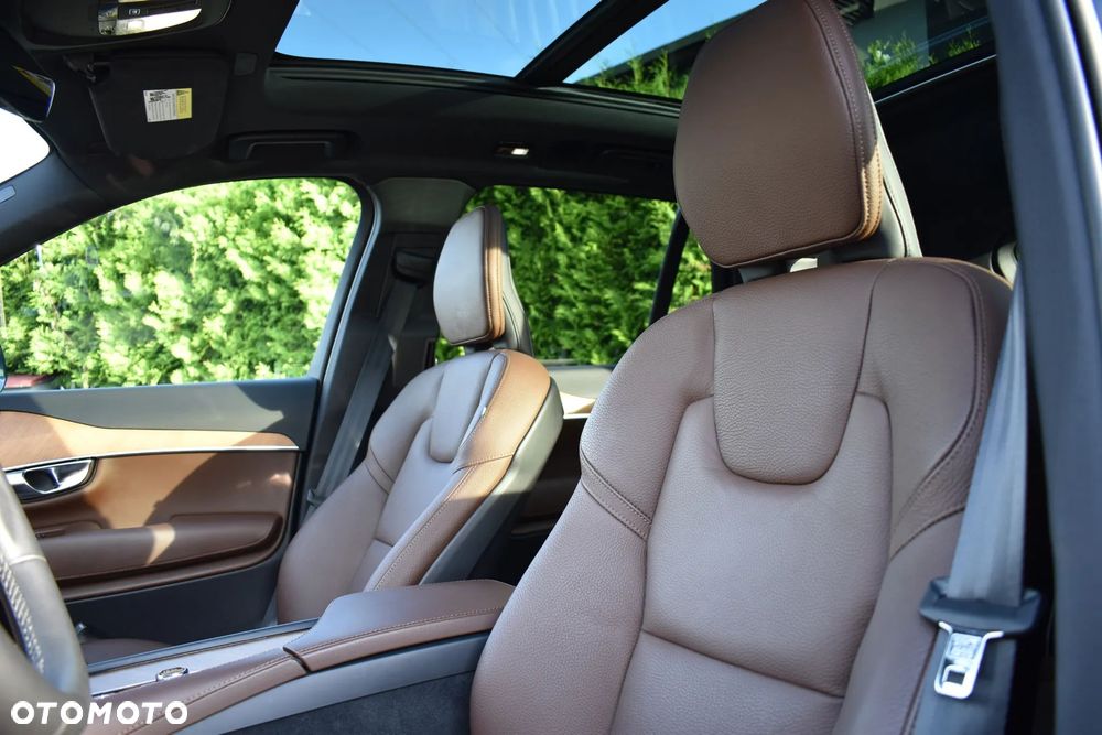 Volvo XC 90 B5 B AWD Plus Bright - 13