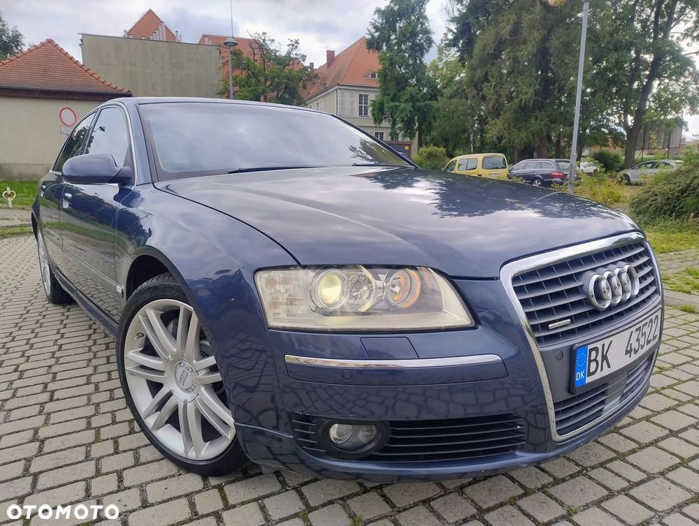 Audi A8 4.2 Quattro
