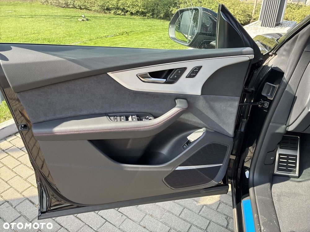 Audi Q8 - 11