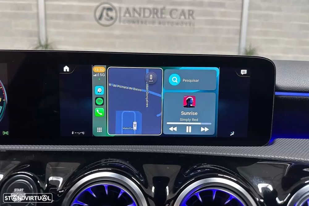 Mercedes-Benz A 250 Limousine e 8G-DCT AMG Line - 43