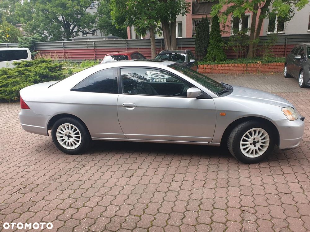 Honda Civic 1.7 ES - 7